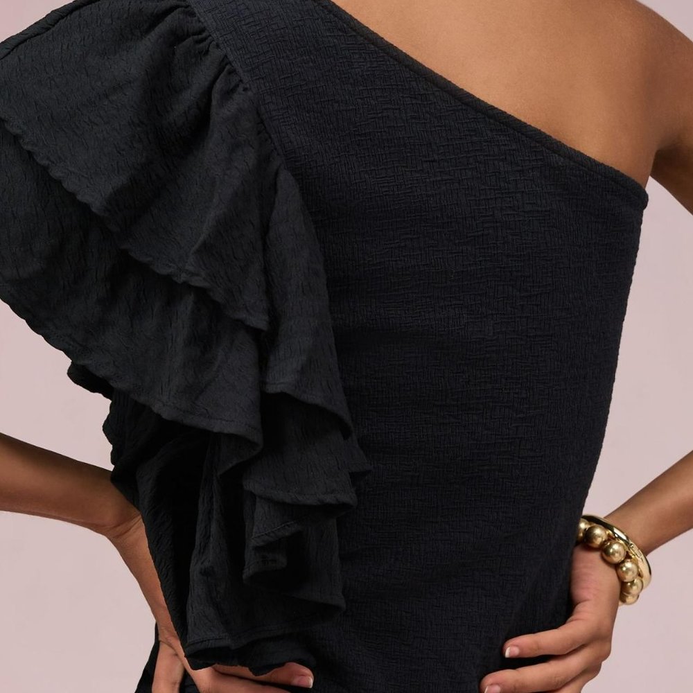 By Anthropologie Ruffle One-Shoulder Top - Picture 4 of 8